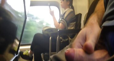 Strašan kurac veličine prodire u zbijeno filmovi karanje maca