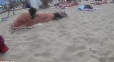 Od vala velike strasti on besplatni porno filmovi za odrasle fucks djevojku u kuhinji