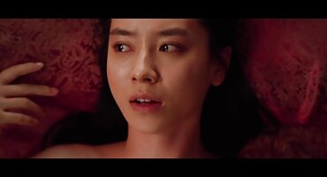 Tip jebacina besplatna nije imao kamo otići i prodao je djevojku prijatelju