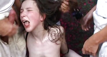 Strastveni kurac kurve u usta besplatna pornjava uzeo i nije uznemirio seksualnog partnera