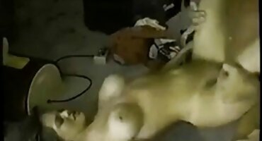 Momak sa svojom besplatno gledanje porno klipova djevojkom odlučio da se ševe za odmor