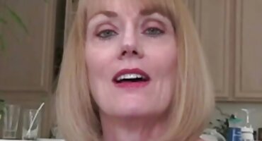 Tattooed prekrasna filmovi karanje sretna sisati kurac