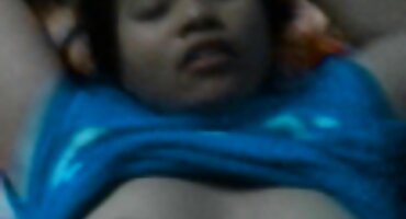 Mladi i strastveni supruga daje sive naočale xxx bespl