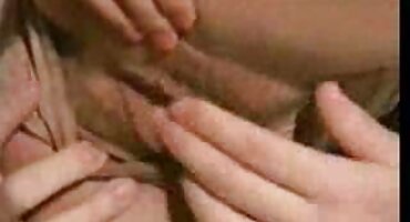 Njegov besplatna jebacina kurac jebeno baku kroz gaćice