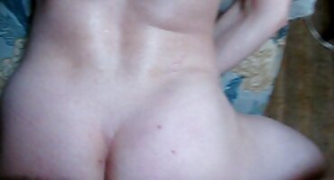 Strastveni seks s jebacina besplatna glamuroznim prsata dama u različitim pozama