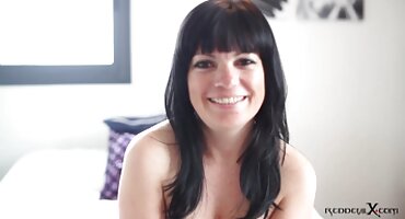 Internet isisan besplatni prno filmovi dok je momak prijatelj snažan falus