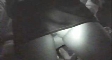 Čučanje pored kreveta Milf besplatni pornicixxx sranje kurac