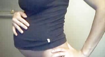 Bijela djevojka pokazuje Pušenje jebacina besplatna izbliza