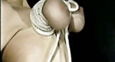 Gubitnik kurve jebanje s muškarcem besplatni poenici u stilu psić