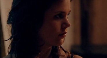 Muškarac je upoznao ženu poporno filmovi koju je donio kući i jebeno