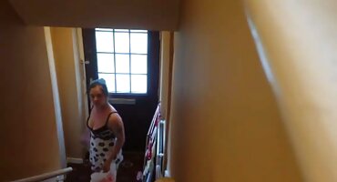 Duge masturbira djevojka, prije besplatni porn film nego što se ševe