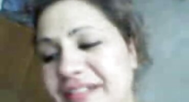 Damula se uslužno bavi intimnošću besplatno porno film s crnim muškarcem