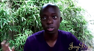 Susjed se zabavlja sa svojom njom maca u porno filmovi free slušalicama