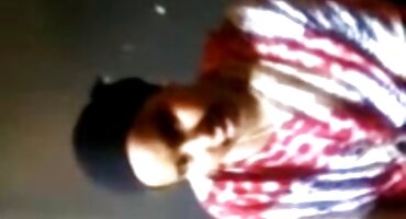 Lijepa kuja besplatno porno filmovi momak je sranje i masturbira joj maca