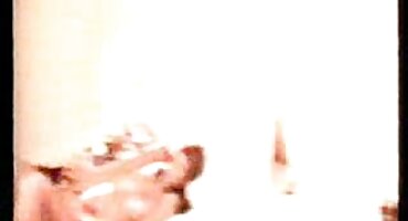 Slatka Pušenje radi besplatni potnici usta na čovjeka