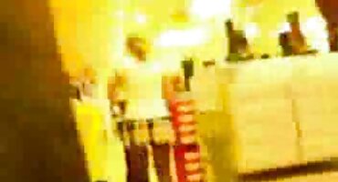 U ugodnom besplatni potnici okruženju studenti seksaju