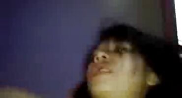 Pijetao cijeđenje očima Gal ovaj momak je prodrla na besplatno gledanje porno klipova prekrasnoj terasi