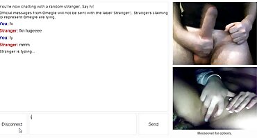 Bradata plavuša uživa besplatna jebacina u društvu strastvenih sestara