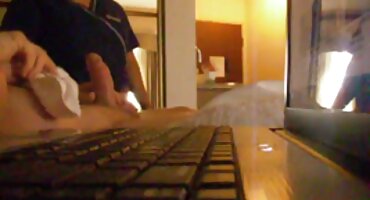 Besramna djevojka isisan u parku svog dečka besplatni potnici