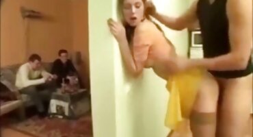 Raširio besplatna jebacina za gledanje je remen i u grču off svoju rupu