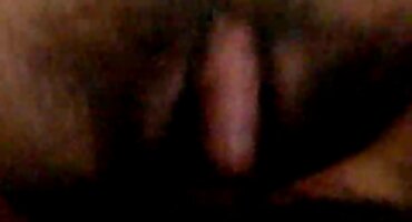 Mama drži joj pička tonirana i miluje je s porno filmovi gratis igračkama