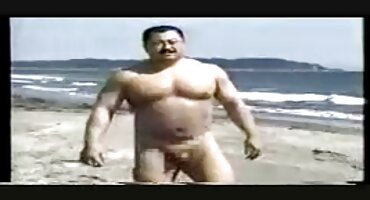 Slatka plavuša jebanje s mladim film jebacina biznismenom