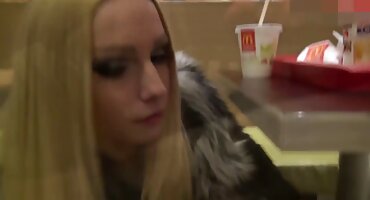 Dude tvrdi fucks film jebacina Stil Psić Mršava omiljena djevojka