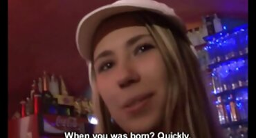 Pilence film jebacina nije odbio i zaglavi pod crnim član