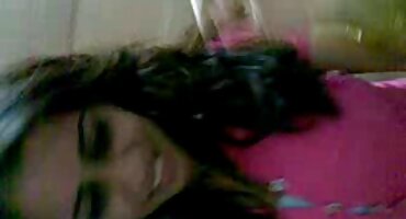 Asertivan tajnik kreće na besplatni porn film crna Elda