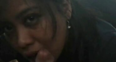 Lijepa mlada žena dala se plesnom slobodni porno filmovi treneru