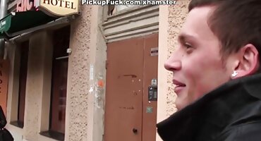 Mlada ucenice ima ružičasti dildo u njeno slobodni porno filmovi dupe