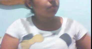 Mršavi momak fucks djevojku poporno filmovi pred njim