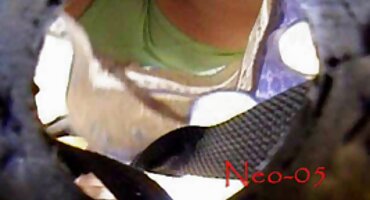 Mršavi muškarac besplatni lezbijski filmovi junica jebanje u seksi čarape