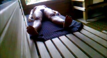 Napaljeni dečko jebanje s dvije prijateljice besplatni pirnići