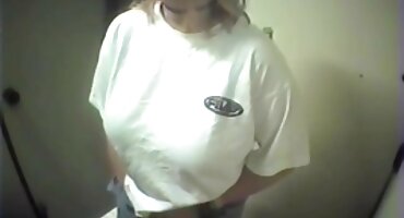 Izdajnik jebeno djevojku prijatelja dok je bio u besplatni potnici zatvoru