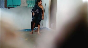 Odmah nakon nastave frigged student tvrdi besplatni pirnići