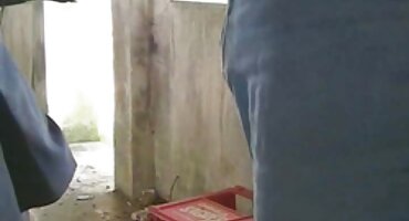 Dobar besplatni poenici je dopustio jebati gladnu djevojku